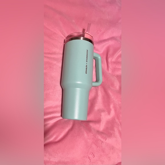 Stanley Accessories - Stanley Starbucks Thailand quencher 40oz